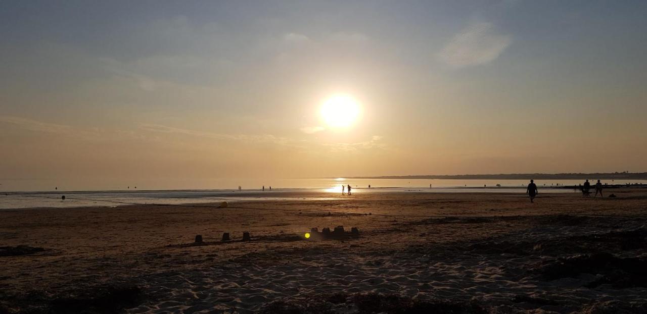Tout A Pied ! T2 25M2 - Parking Prive - Wifi Apartment Larmor-Plage Exterior photo